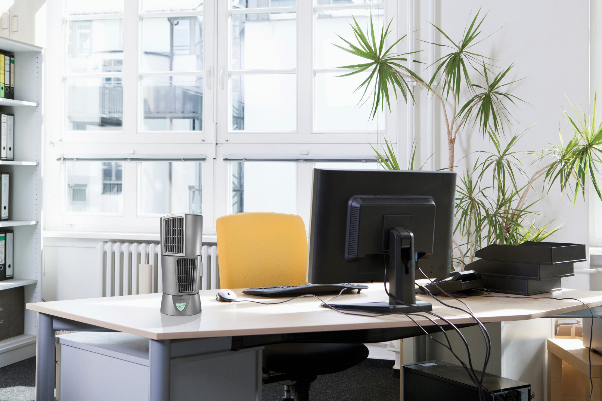 Lasko Wind Tower 14 Table Fan: Oscillating. 3-Speed. Pivoting. Gray - Image 9